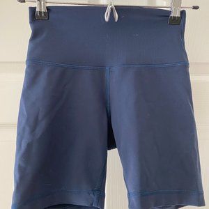 Lululemon Wunder Train High-Rise Short 6"